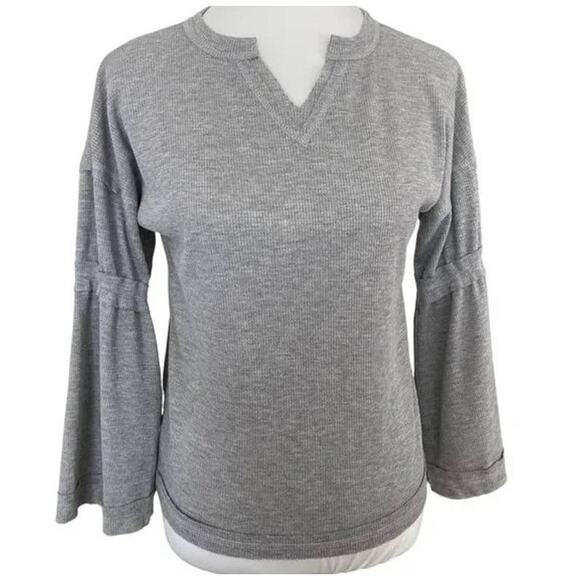 Baea Los Angeles Raw Seams Waffle Thermal Bell Sleeve Top Sz Small Grey NWT - Picture 1 of 8